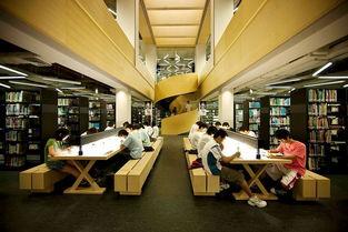 ISB图书馆吃瓜,瓜田李下，知识盛宴