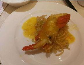 吃货吃三拼蜜瓜,吃货的甜蜜盛宴